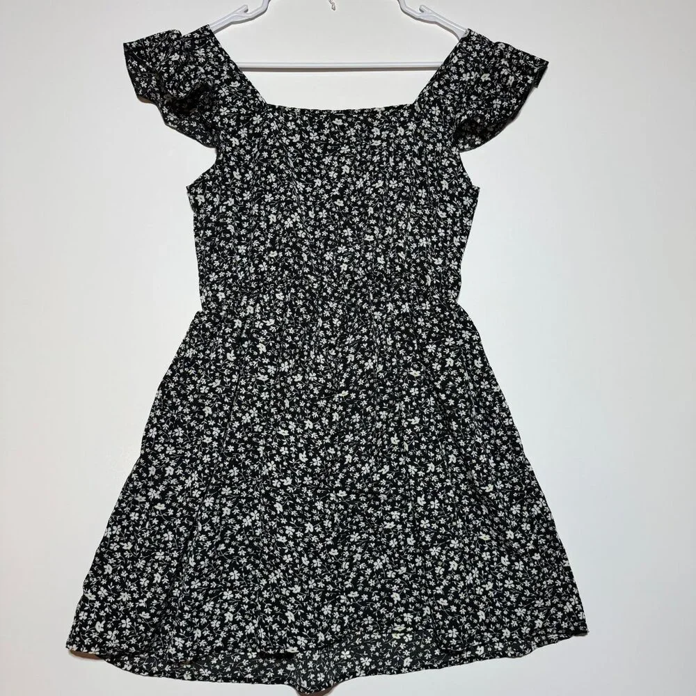 Shein Black & White Floral Mini Dress Size Medium - Picture 4 of 5